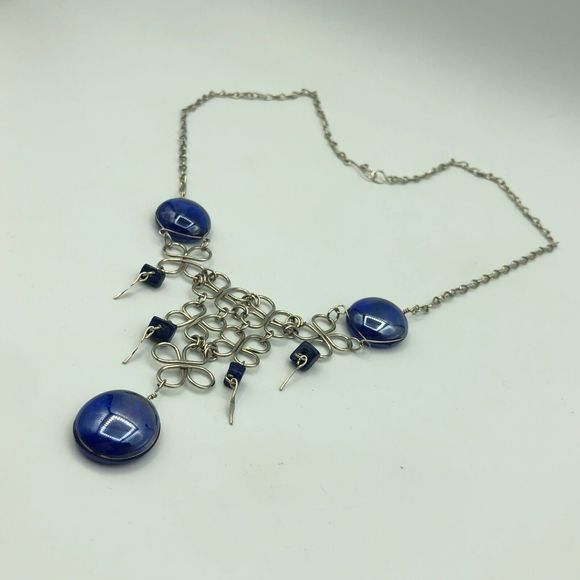 VINTAGE Silver Tone & Blue Floral Bib Necklace Retro Statement Pretty Festival - Picture 10 of 15